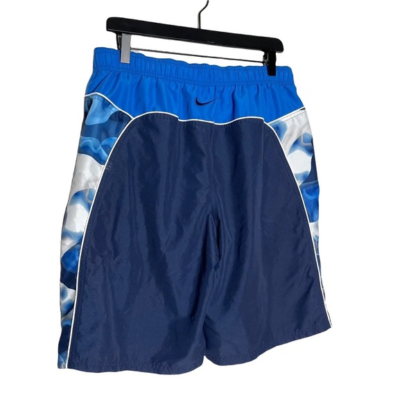 Nike swoosh athletic shorts - Picture 3 of 9
